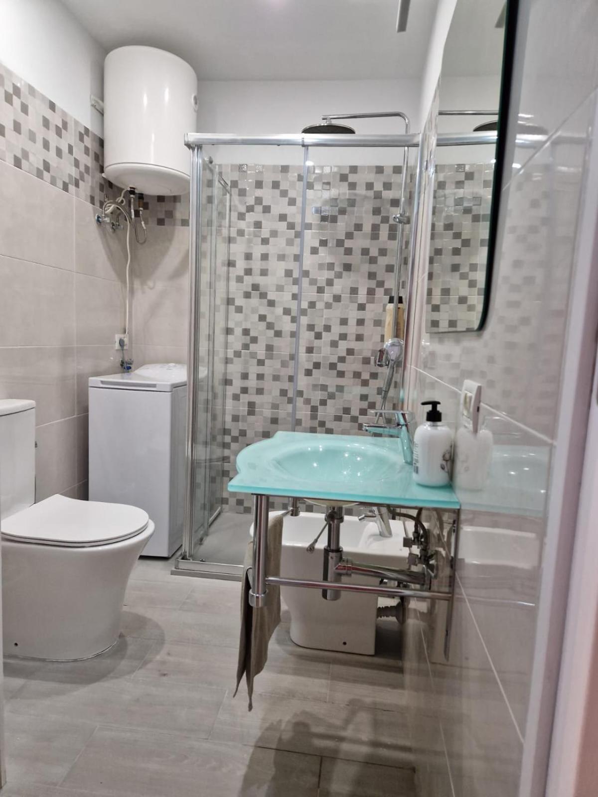 Apartamento Torres Del Sol أرونا المظهر الخارجي الصورة