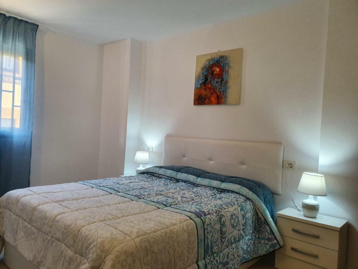 Apartamento Torres Del Sol أرونا المظهر الخارجي الصورة